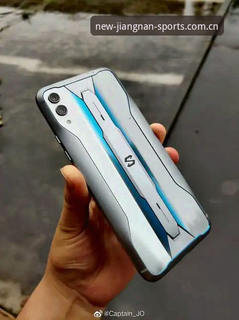 赛季新序章手机版突发热点：用户集中反馈背后，v2.5.2版本藏着哪些方向性调整？